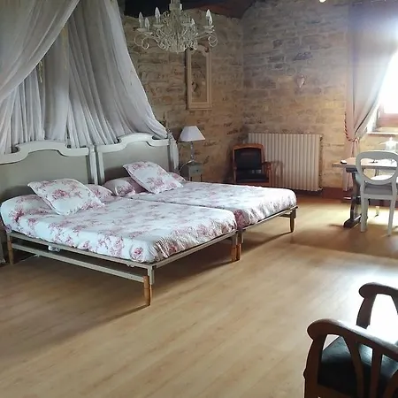 Pensión De La Halle 3*