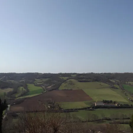 Pensión De La Halle 3*